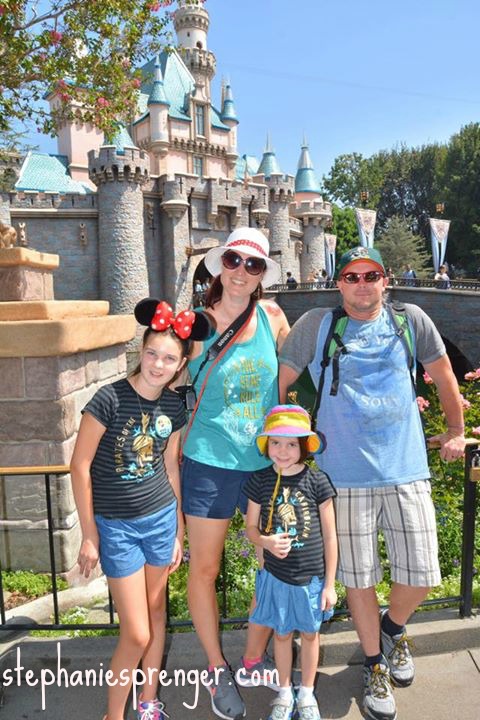 Cinderella's castle at Disneyland with kids how-to-have-a-great-time-at-disneyland-with-kids-without-stress